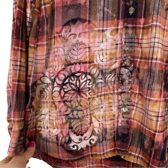 Handmade Floral Flannel Shirt Womens Size Medium Bleached Plaid Button Down Gold - Picture 5 of 11